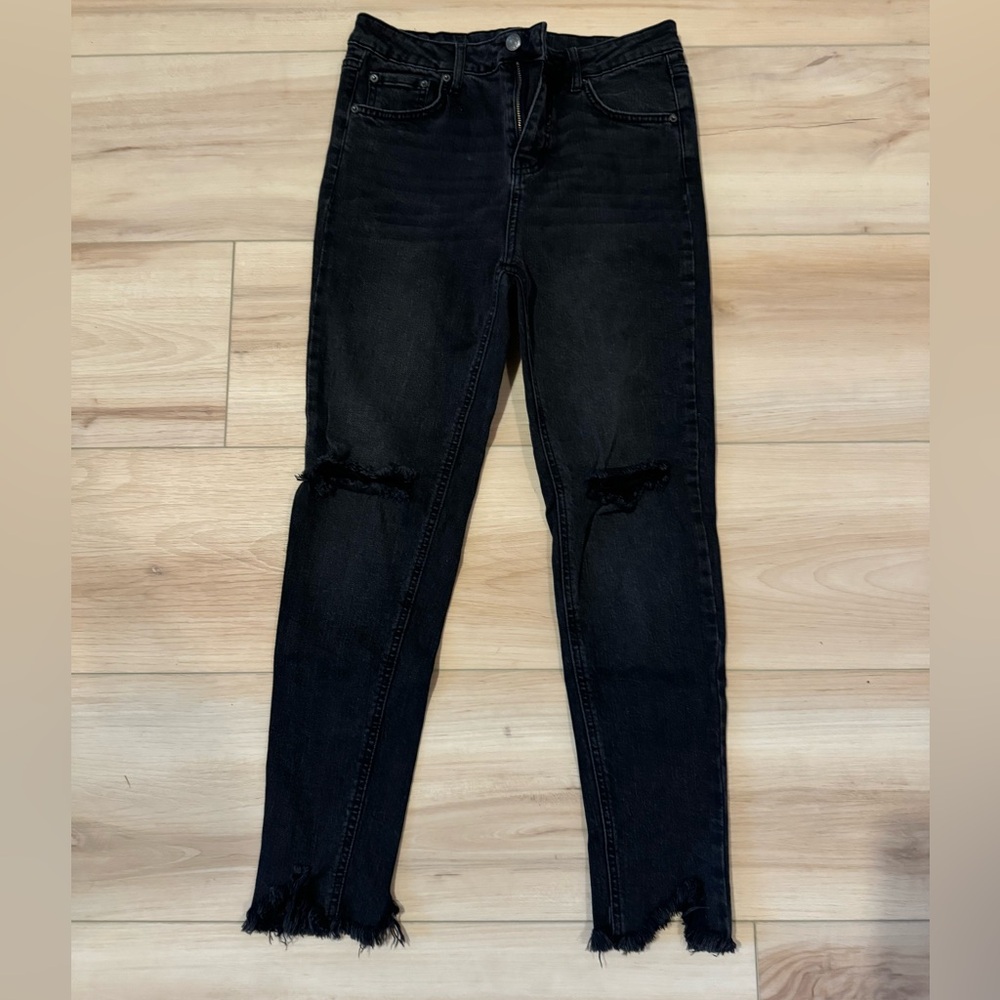 Wild Fable | High Rise Skinny Black Distressed Jeans | 6 | Perfect Condition